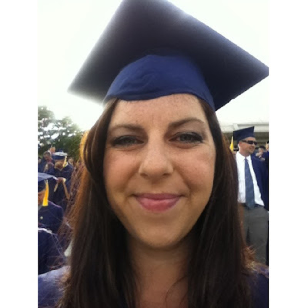 Meet your Posher, Alyson